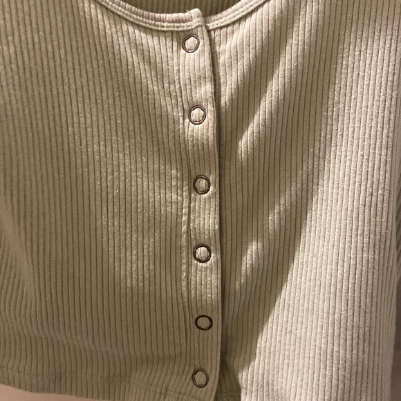 aeropostale cropped long sleeve top - Picture 5 of 6